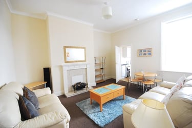3 bed flat, Claremont Road, Spital Tongues, Newcastle, NE24AN - Image 1